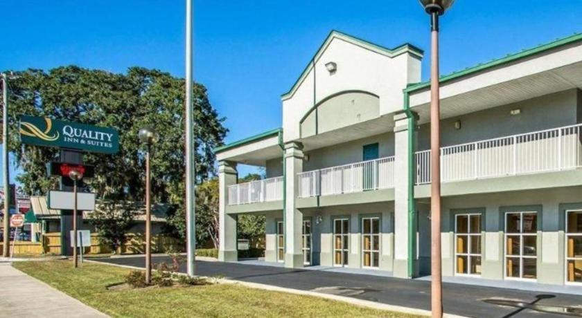 Quality Inn & Suites Near Панама Сити Бийч Екстериор снимка